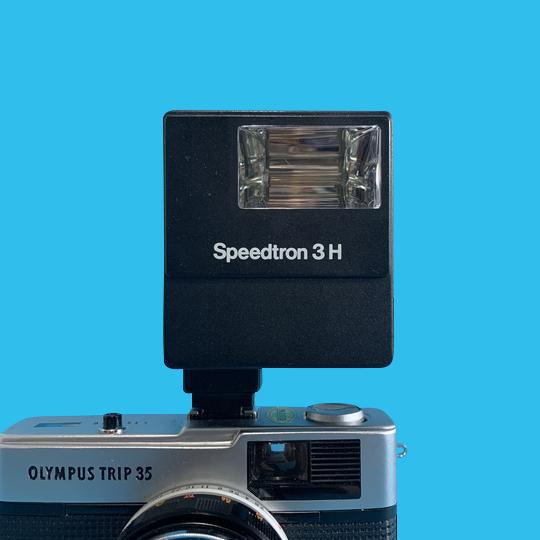 Speedtron, Flash externe Speedtron 3H pour appareil photo 35 mm