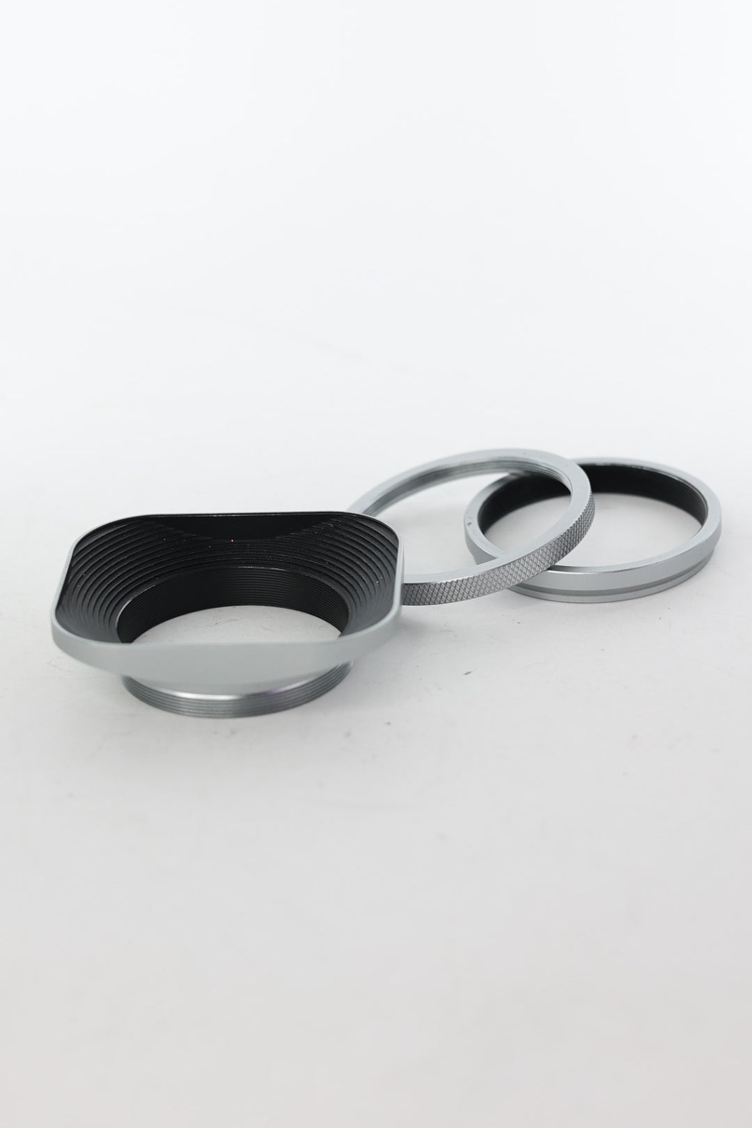 HOAGE, Hoage LHEW3 Metal Lens Hood F/Fujifilm X100 Series, Used