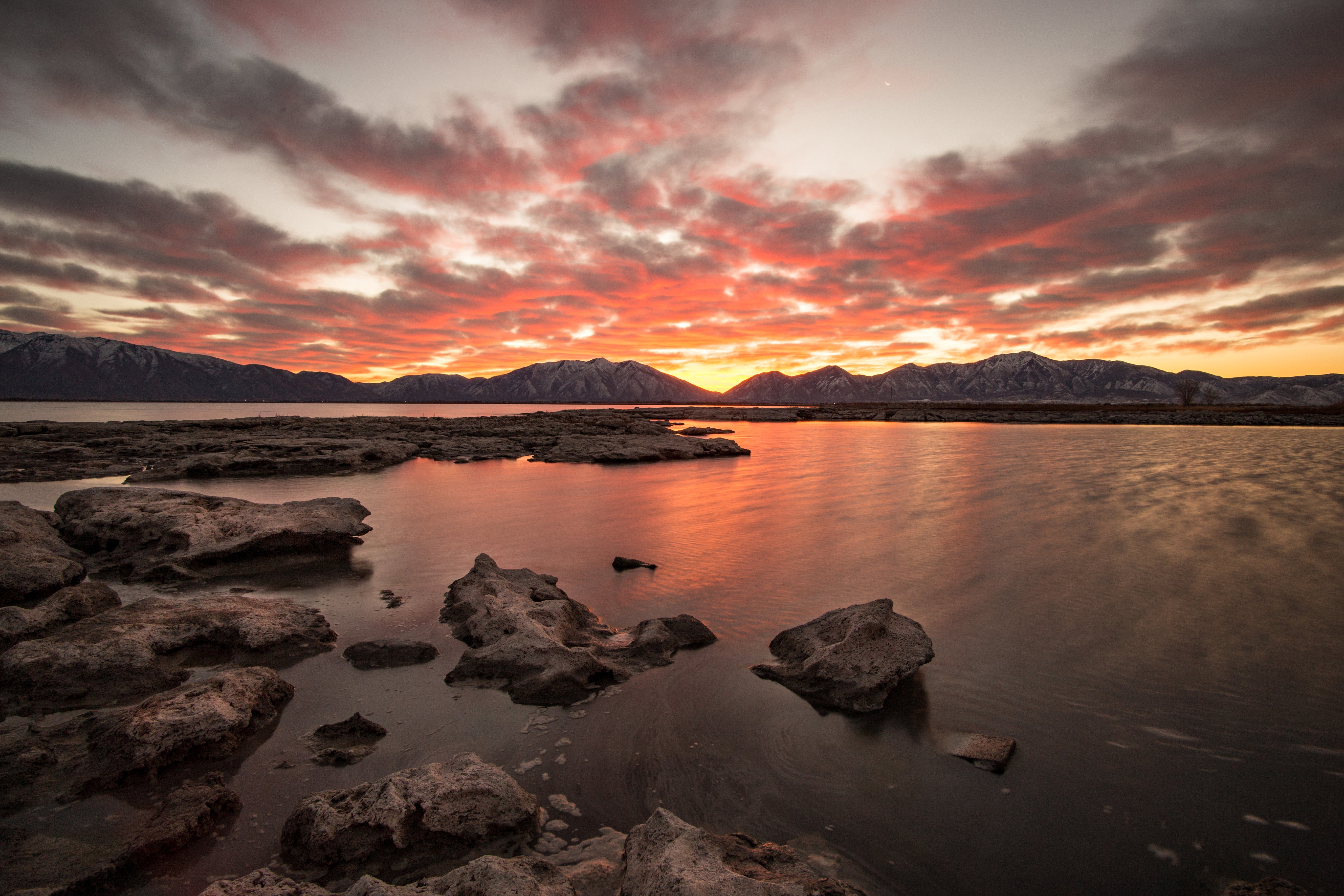 L'appareil photo d'Allen, Lever de soleil à Lincoln Beach - Utah Lake